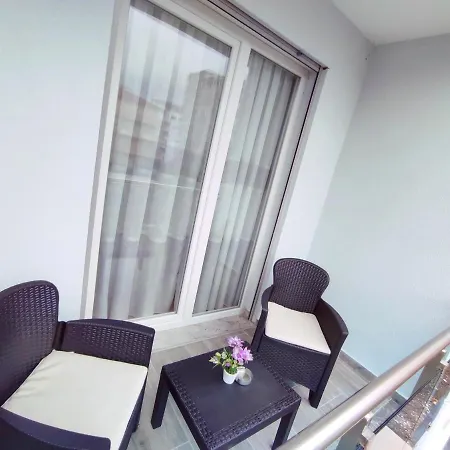 Saeri Stylish Apartment *